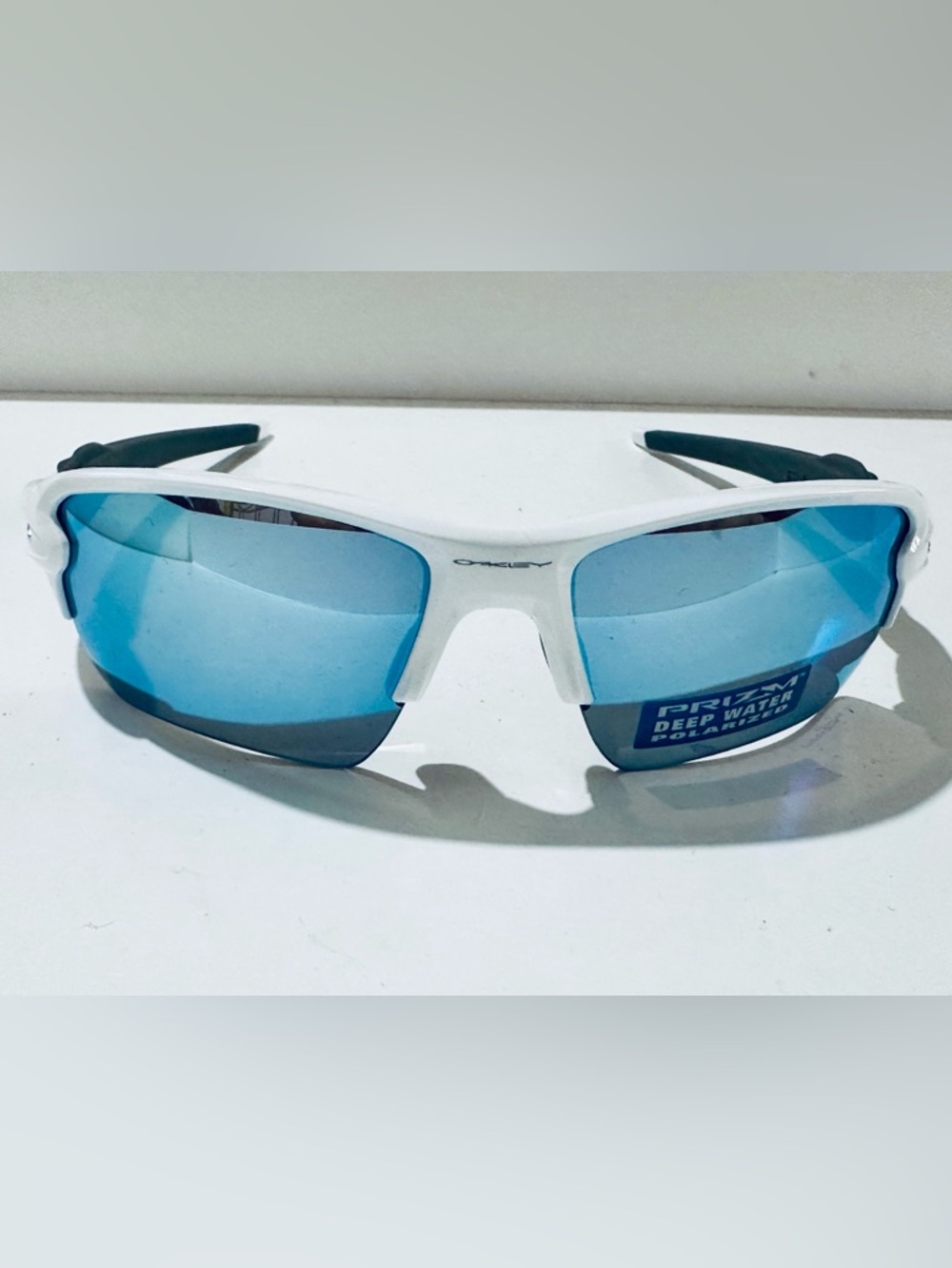 Brand New in Box Oakley Flak 2.0 XL Sunglasses White/Prizm Deep Water Polarized